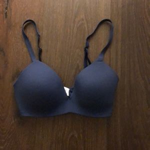 Wacoal blue wireless bra, 30D